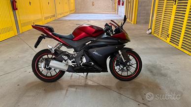 Yamaha yzf r125 2015
