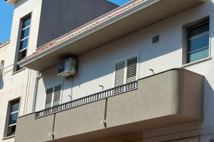 Appartamento 1 piano con mansarda via brindisi 16