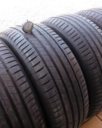 GOMME PIRELLI 215 55 17 COD:2209