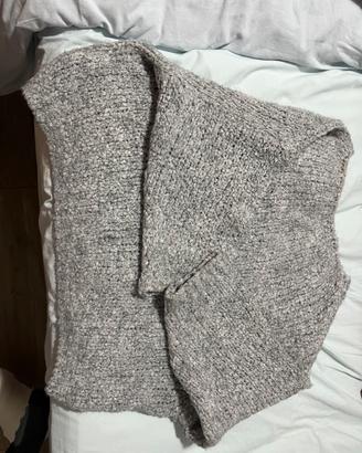 Maglione grigio di lana