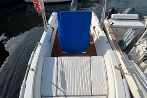 Barca Terminal Boat 18