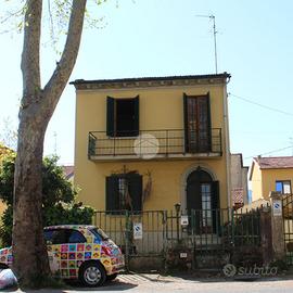 CASA INDIPENDENTE A PISTOIA