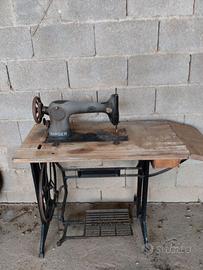 Macchina da cucire Singer anni 30'