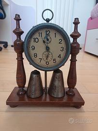 Orologio sveglia da tavolo antico/vintage