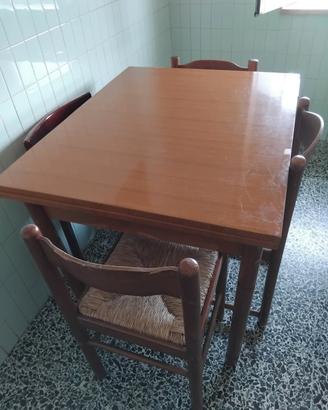 Tavolo da cucina allungabile+4 sedie prezzo tratta