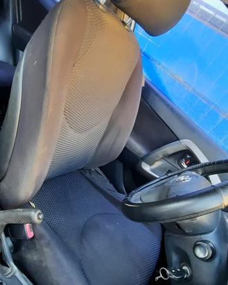 TOYOTA RAV 4 ANNO 2010 - TAPPEZZERIA