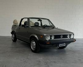 VOLKSWAGEN - Golf Cabrio