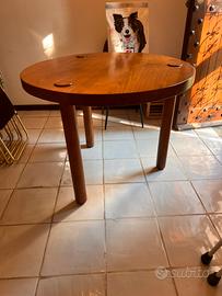 Tavolo in legno massello