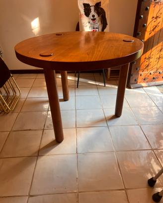 Tavolo in legno massello