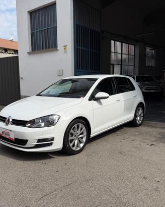 Volkswagen Golf 1.4 TSI 150 CV 5p. Highline BlueMo