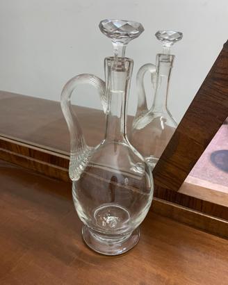 Caraffa in vetro con elegante tappo a diamante