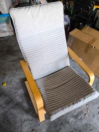 Poltrona POÄNG di IKEA