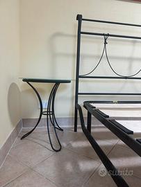 Letto matrimoniale in ferro piu comodini vetro