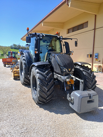 Trattore valtra n185