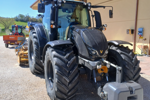 Trattore valtra n185