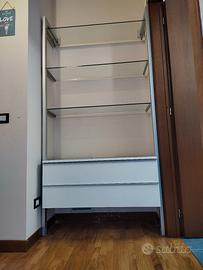 libreria con cassetti