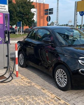 CERCHI + PNEUMATICI FIAT 500E