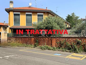 VILLA A SCHIERA D'ANGOLO A CESATE