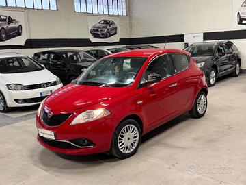 Lancia Ypsilon 1.2 69 CV 5 porte GPL Ecochic Plati