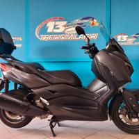 YAMAHA X-MAX 300