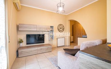 TRILOCALE SENZA SPESE CONDOMINIALI CON BOX DOPPIO