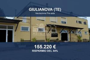 Immobile in asta di 510 m² a Giulianova