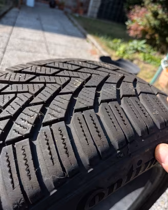 4 gomme invernali 205/55 R16 DOT 15