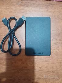 Toshiba Canvio Basics da 2,5 pollici.