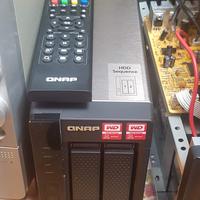 QNAP  TS-269L  nas cloud per storage + 4 Tb WD red
