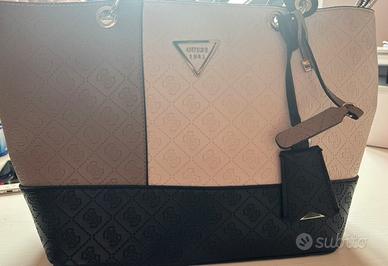 borsa Guess a mano