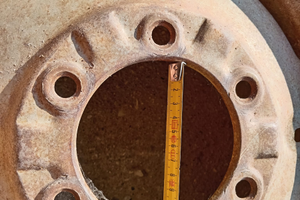 Cerchi anteriori trattore ford