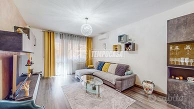 Appartamento ristrutturato con garage.