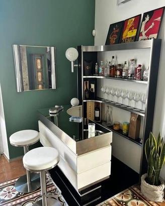 Mobile bar