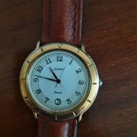 orologio casio e cinturino in pelle