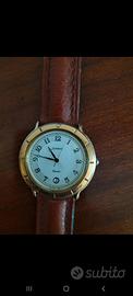 orologio casio e cinturino in pelle