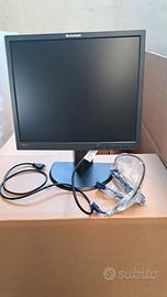 Monitor Lenovo 