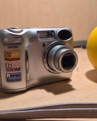 Nikon Coolpix 5600