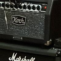 Testata valvole Koch Twintone MK I + Marshall 1922