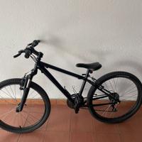 Mountain Bike “Rockrider” ST500