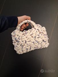 borsa handmade a uncinetto 