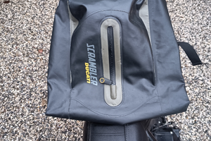 Ducati scrambler 400