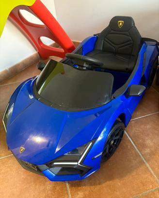 Macchina Lamborghini bambino