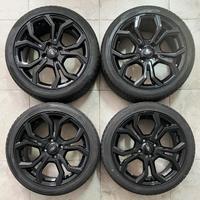 Cerchi e pneumatici 17 originali Ford Fiesta St