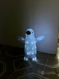 Luce a forma di pinguino natalizia
