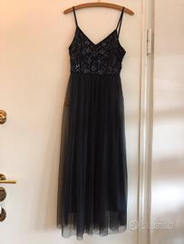 Abito elegante blu notte.