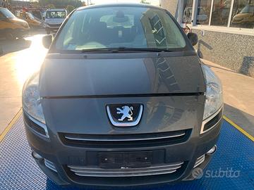 RICAMBI USATI AUTO VARI PEUGEOT 5008 2010 2000 DIE