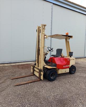 carrello elevatore muletto Lugli