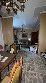 Zona alta casa e garage--3479246944