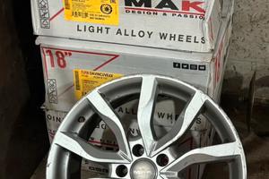 Cerchi in lega  Audi a3 MAK R 18