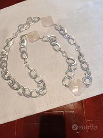 collana con rombi di quarzo rosa